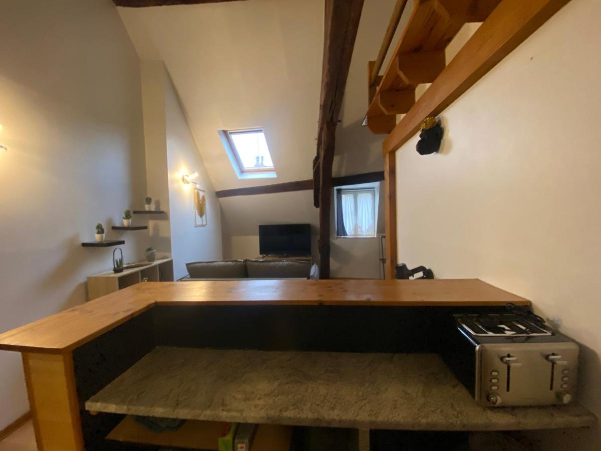 Le Puits Du Bourg Apartment Nevers Luaran gambar